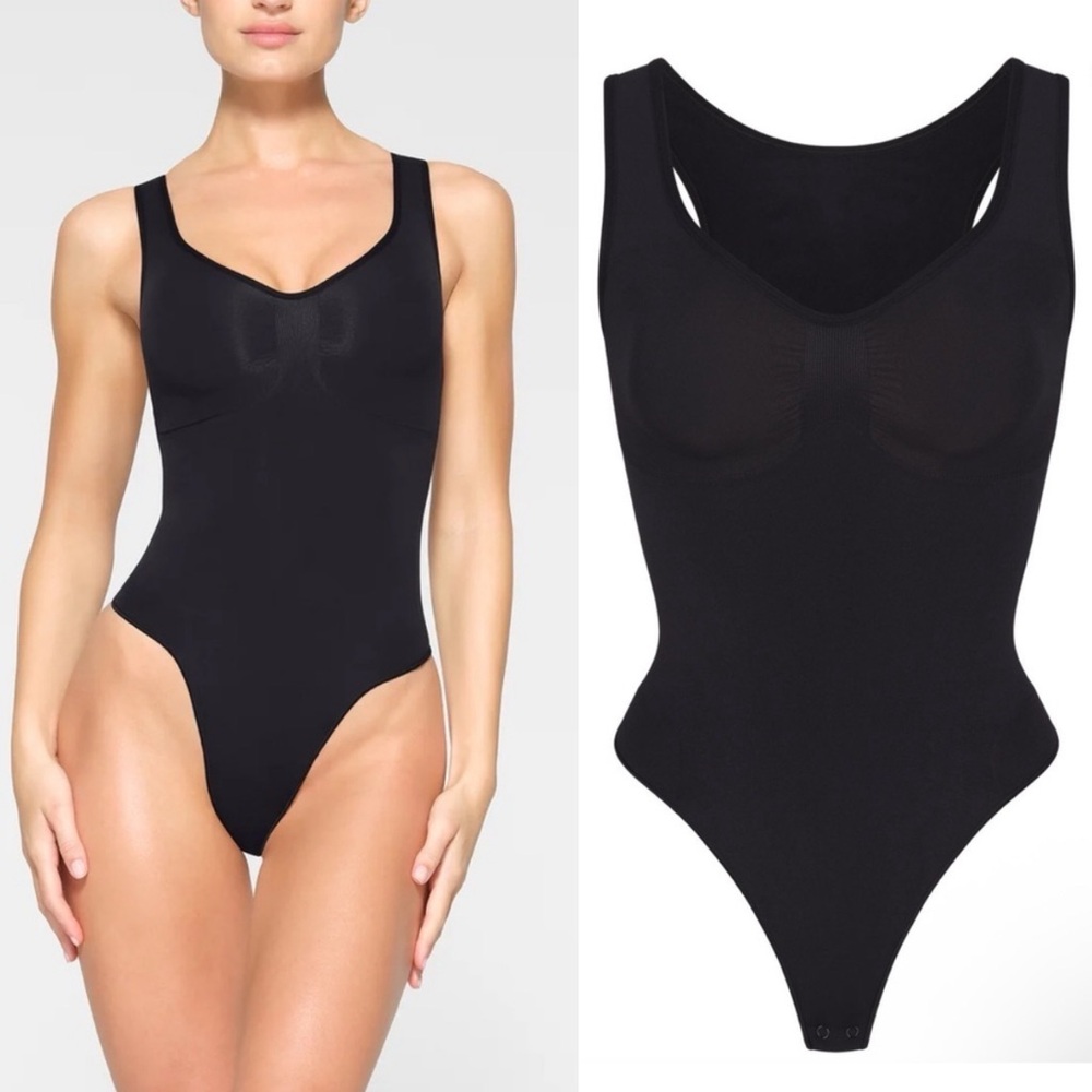 Skims Seamless Sculpt Scoop Neck Thong Bodysuit In Onyx NWOT Thick strap Size XS